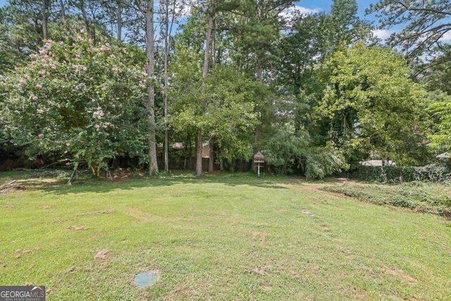 1563 Rockbridge Road, Stone Mountain, GA 30087