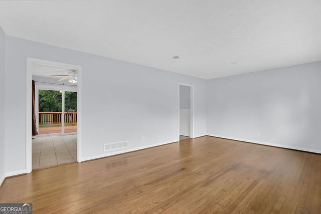 1563 Rockbridge Road, Stone Mountain, GA 30087