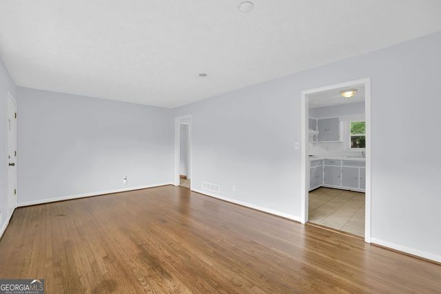1563 Rockbridge Road, Stone Mountain, GA 30087