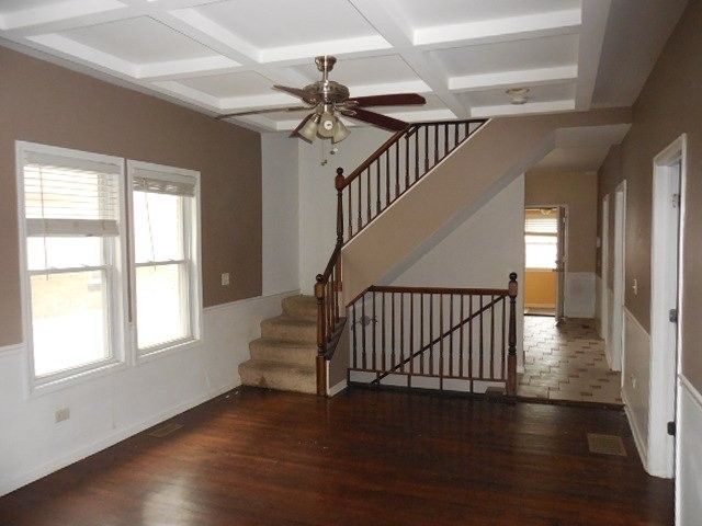 312 S 10th Avenue, Maywood, IL 60153