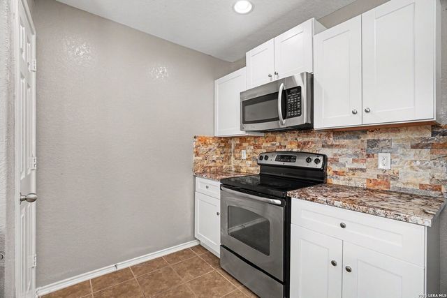 1838 Hamilton Pool, San Antonio, TX 78245