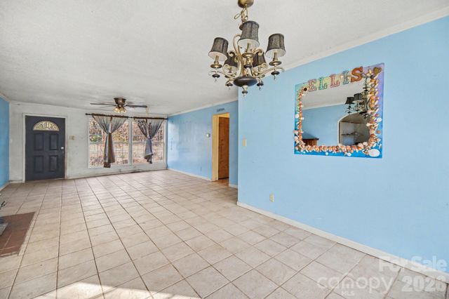 453 Robert Road, Cherryville, NC 28021