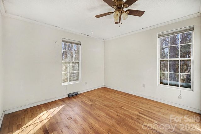 453 Robert Road, Cherryville, NC 28021