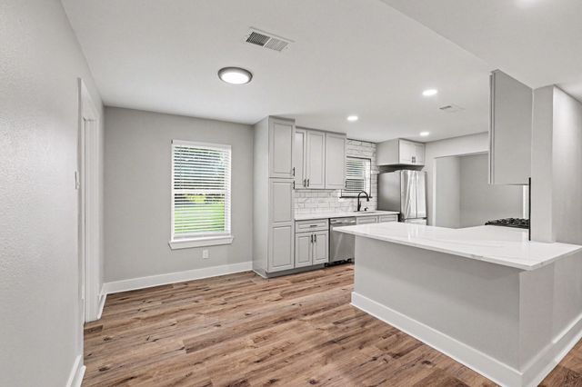 10606 Hemwick Drive, Cypress, TX 77429