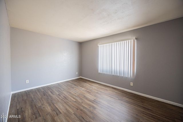 5414 W LYNWOOD Street, Phoenix, AZ 85043