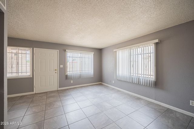 5414 W LYNWOOD Street, Phoenix, AZ 85043