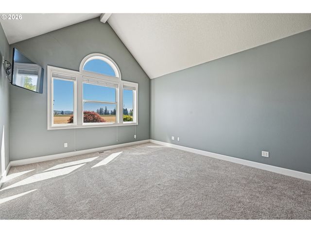 1574 S Redwood St, Canby, OR 97013