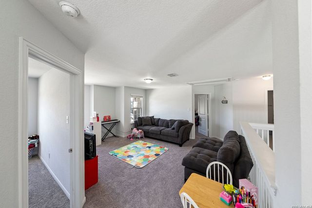 8908 Portobello Way, Converse, TX 78109