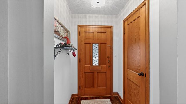 305 N Mantorville Avenue, Kasson, MN 55944