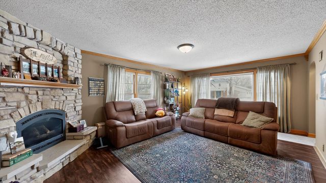 305 N Mantorville Avenue, Kasson, MN 55944