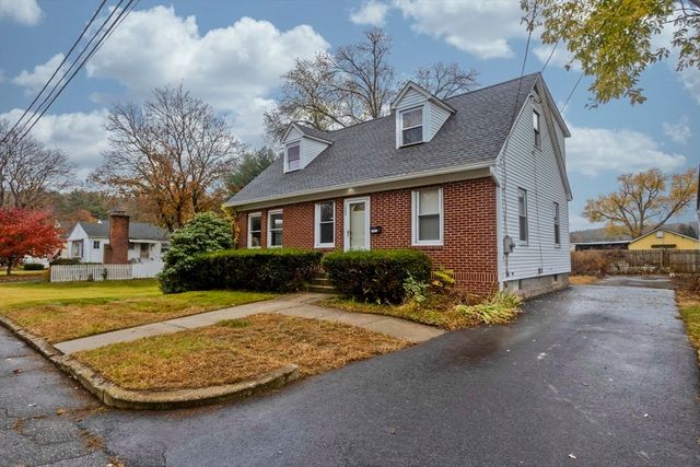 1029 Wilson St, Palmer, MA 01069