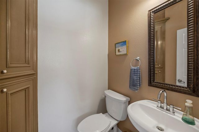 303 Beaumont Drive, Magnolia, TX 77354