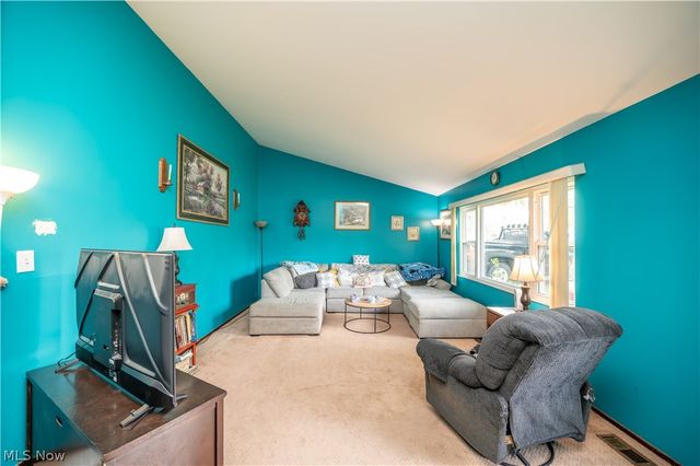 4463 Nantucket Drive, Youngstown, OH 44515