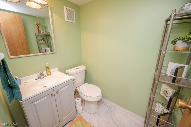 4463 Nantucket Drive, Youngstown, OH 44515