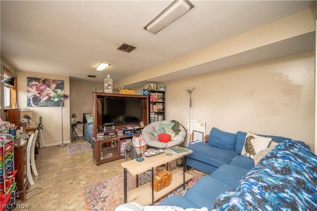 4463 Nantucket Drive, Youngstown, OH 44515