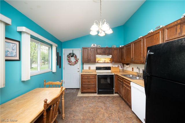 4463 Nantucket Drive, Youngstown, OH 44515