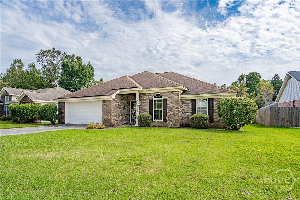 17 Tara Court, Savannah, GA 31406