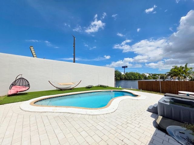 2030 SW 22nd Avenue, Fort Lauderdale, FL 33312