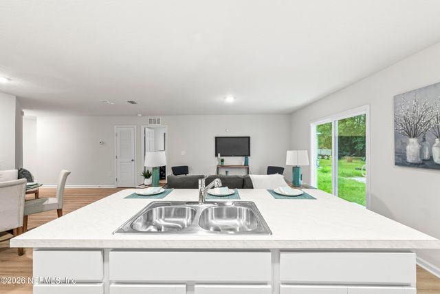 4254 GILBERT Street, Jacksonville, FL 32207