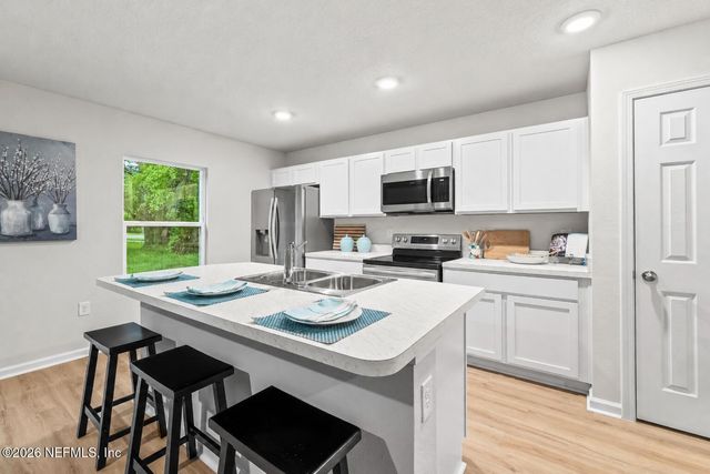 4254 GILBERT Street, Jacksonville, FL 32207