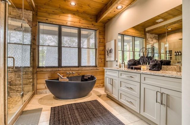 278 Oakwood Lane, Ellijay, GA 30540