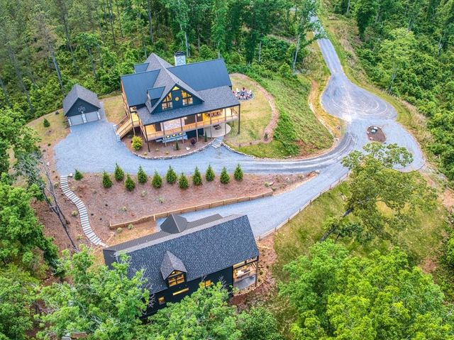 278 Oakwood Lane, Ellijay, GA 30540