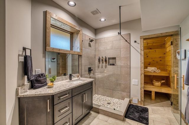278 Oakwood Lane, Ellijay, GA 30540