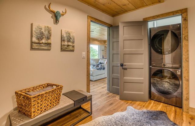 278 Oakwood Lane, Ellijay, GA 30540