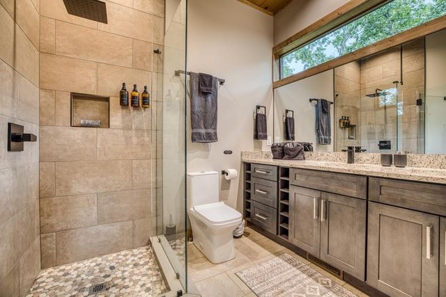 278 Oakwood Lane, Ellijay, GA 30540