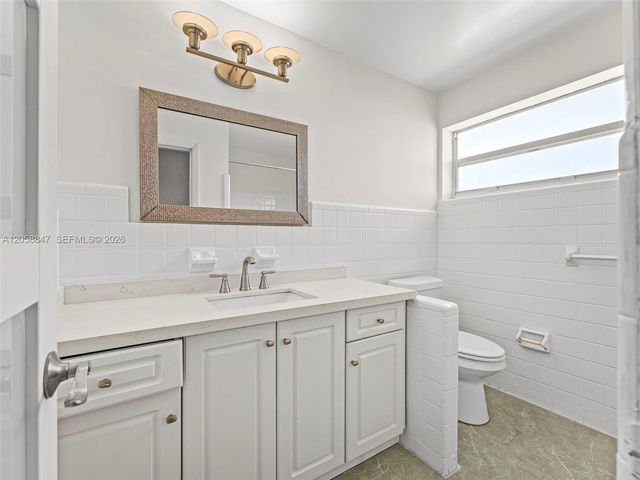 2045 NW 115th St, Miami, FL 33167
