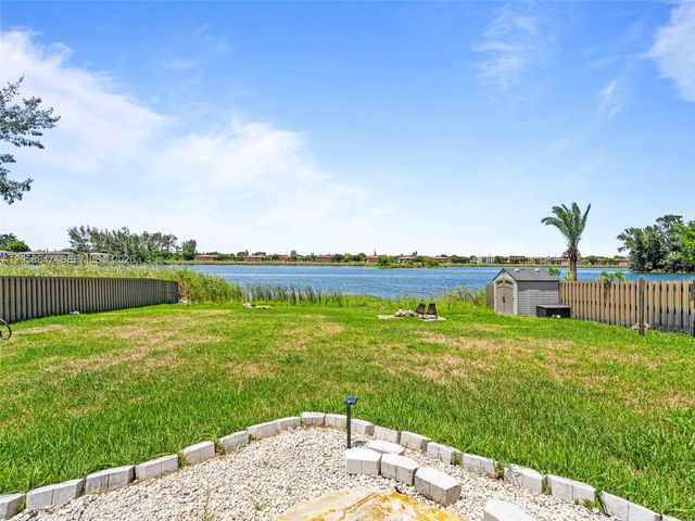 2045 NW 115th St, Miami, FL 33167
