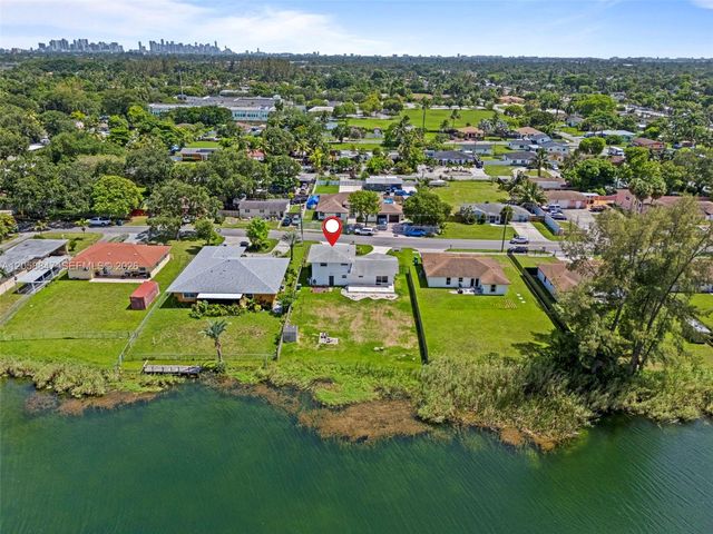 2045 NW 115th St, Miami, FL 33167