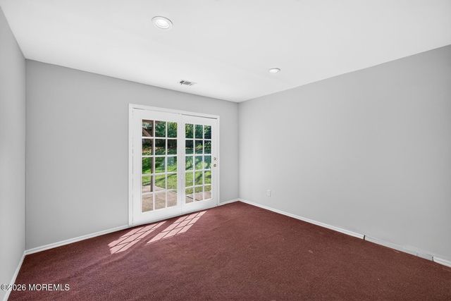 35 Patton Drive, Somerset, NJ 08873