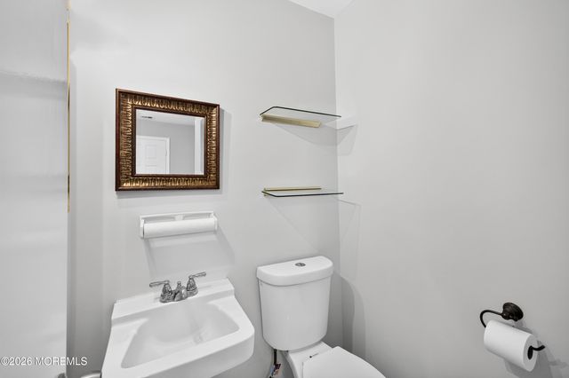 35 Patton Drive, Somerset, NJ 08873