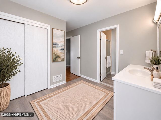 35 Patton Drive, Somerset, NJ 08873