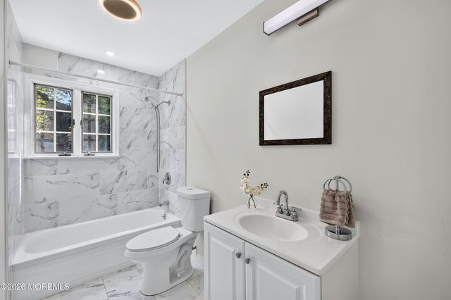 35 Patton Drive, Somerset, NJ 08873