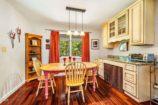 206 Lisa Drive, Carrboro, NC 27510