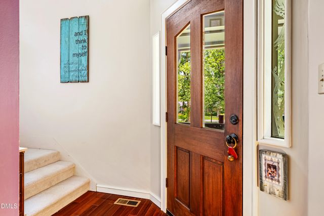 206 Lisa Drive, Carrboro, NC 27510