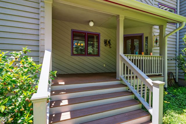 206 Lisa Drive, Carrboro, NC 27510