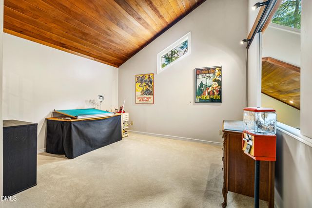 206 Lisa Drive, Carrboro, NC 27510