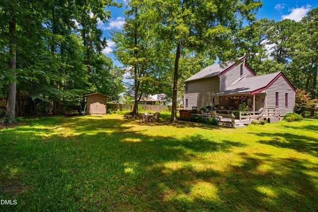 206 Lisa Drive, Carrboro, NC 27510