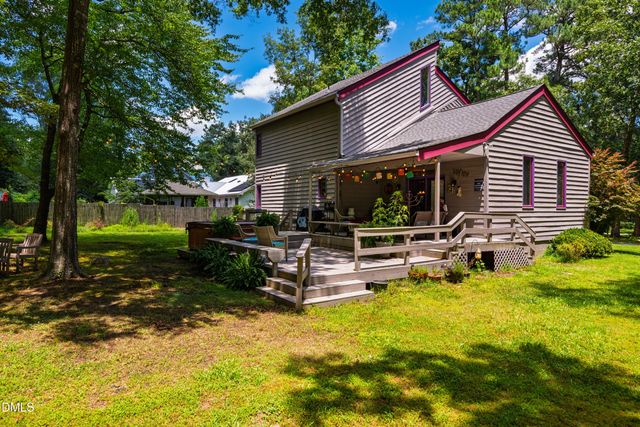 206 Lisa Drive, Carrboro, NC 27510