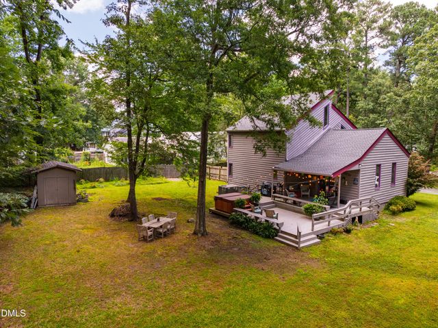 206 Lisa Drive, Carrboro, NC 27510