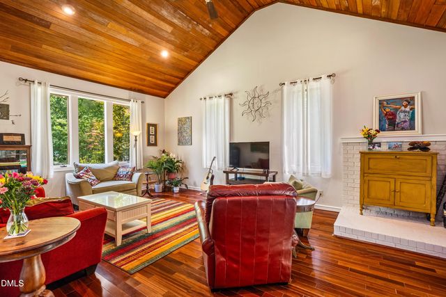 206 Lisa Drive, Carrboro, NC 27510