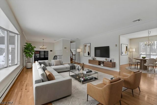 131 Ridge Rd, Watchung Boro, NJ 07069