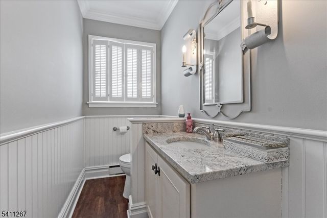 131 Ridge Rd, Watchung Boro, NJ 07069