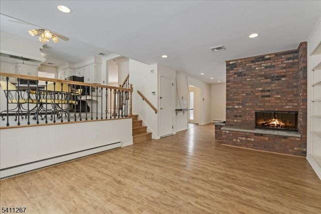 131 Ridge Rd, Watchung Boro, NJ 07069