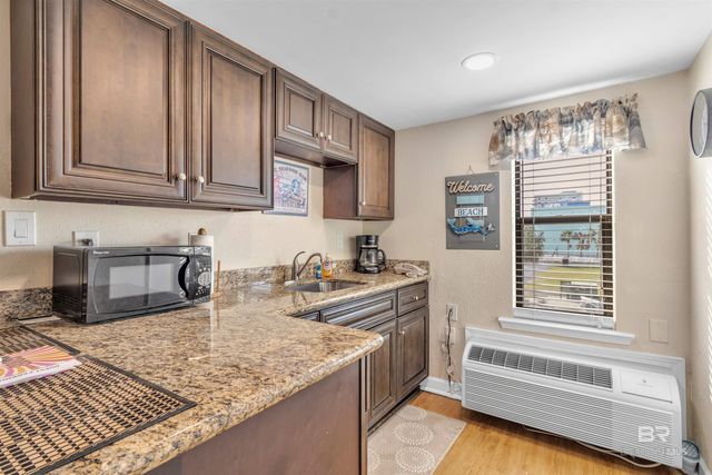 200 E Beach Boulevard 224, Gulf Shores, AL 36542