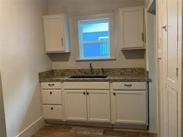 1727 Marburg Street, Dallas, TX 75215