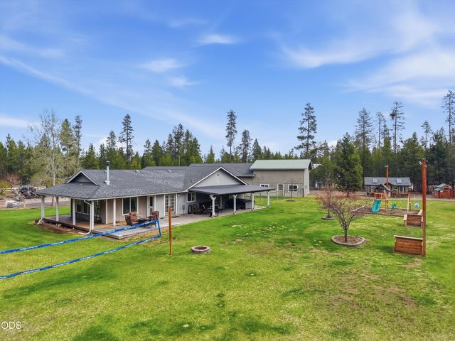 15965 Parkway Drive, La Pine, OR 97739